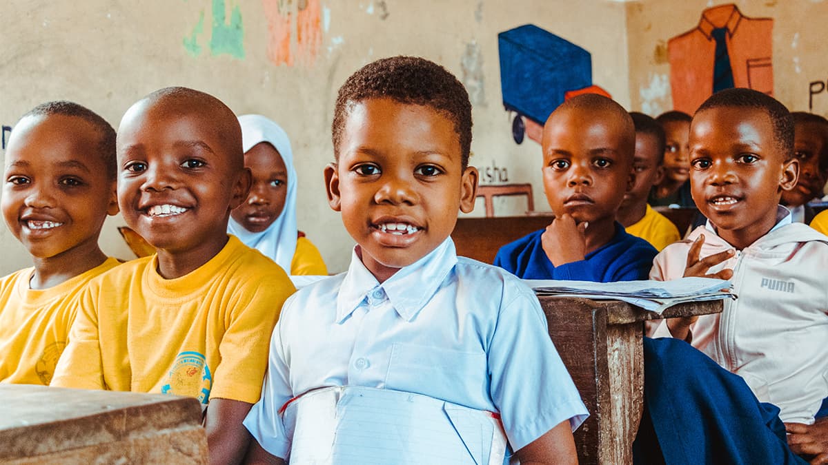 Reimagining School Mapping with Artificial Intelligence